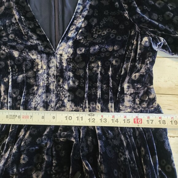 Rebecca Taylor Liane Velvet Dress V-neck Blue Floral NEW $498 sz 12 Elegant - Picture 8 of 11